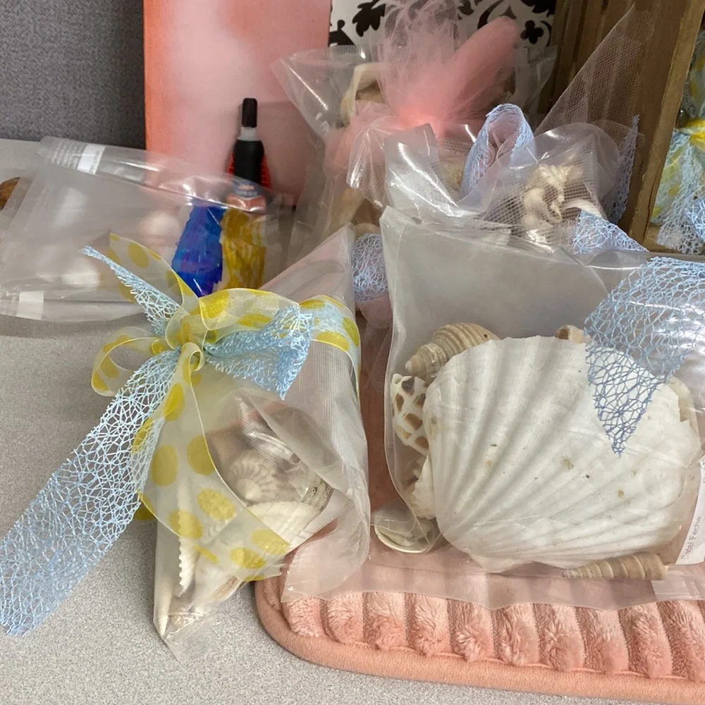 Shells 🐚 and corks - Picture 10 of 16
